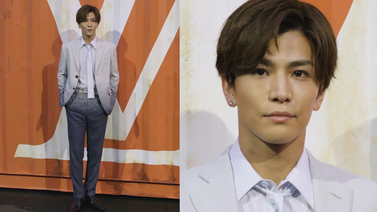 三代目JSB岩田剛典、夏らしい爽やかなセットアップの着こなし披露　ルイ·ヴィトン 2021春夏メンズコレクション・ショーin東京