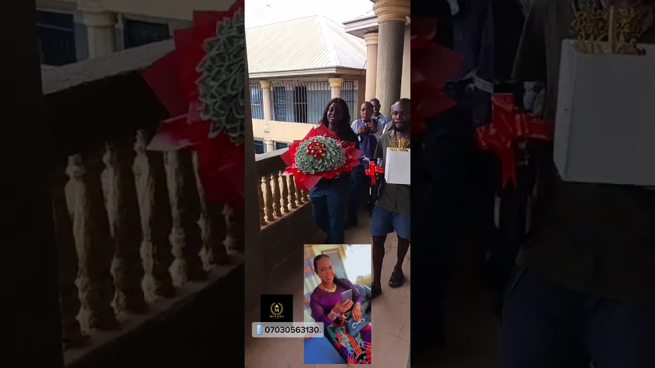 Wow. Mrs Obiano was Surprised by the sound of Her birthday 🎂 trumpt 🎺, cake 🎂 & money bouquet 💐 2day