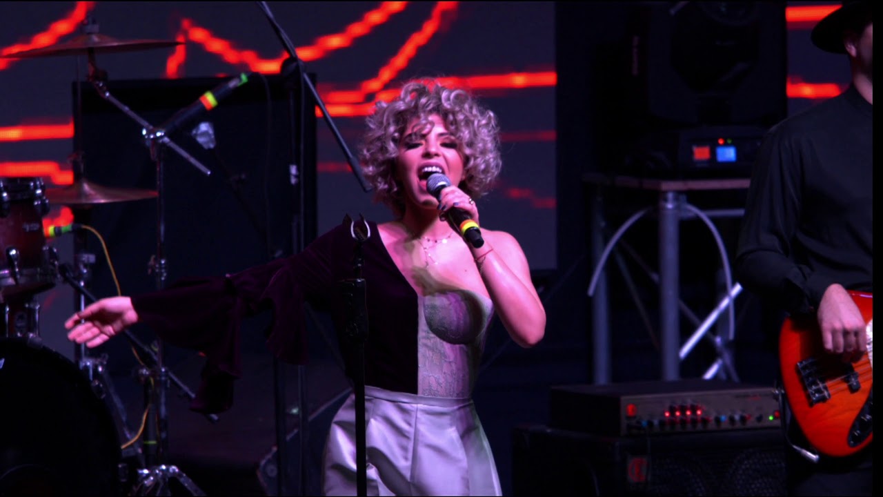 Iulia Dumitrache & Band - Balkanic Show (Live Sessions Covers 2)