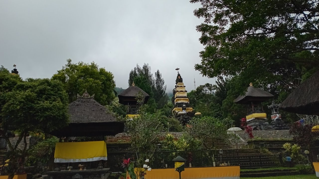 SPIRITUAL TOUR #KOTA HUJAN - BOGOR (PURA PARAHYANGAN AGUNG JAGATKARTA)