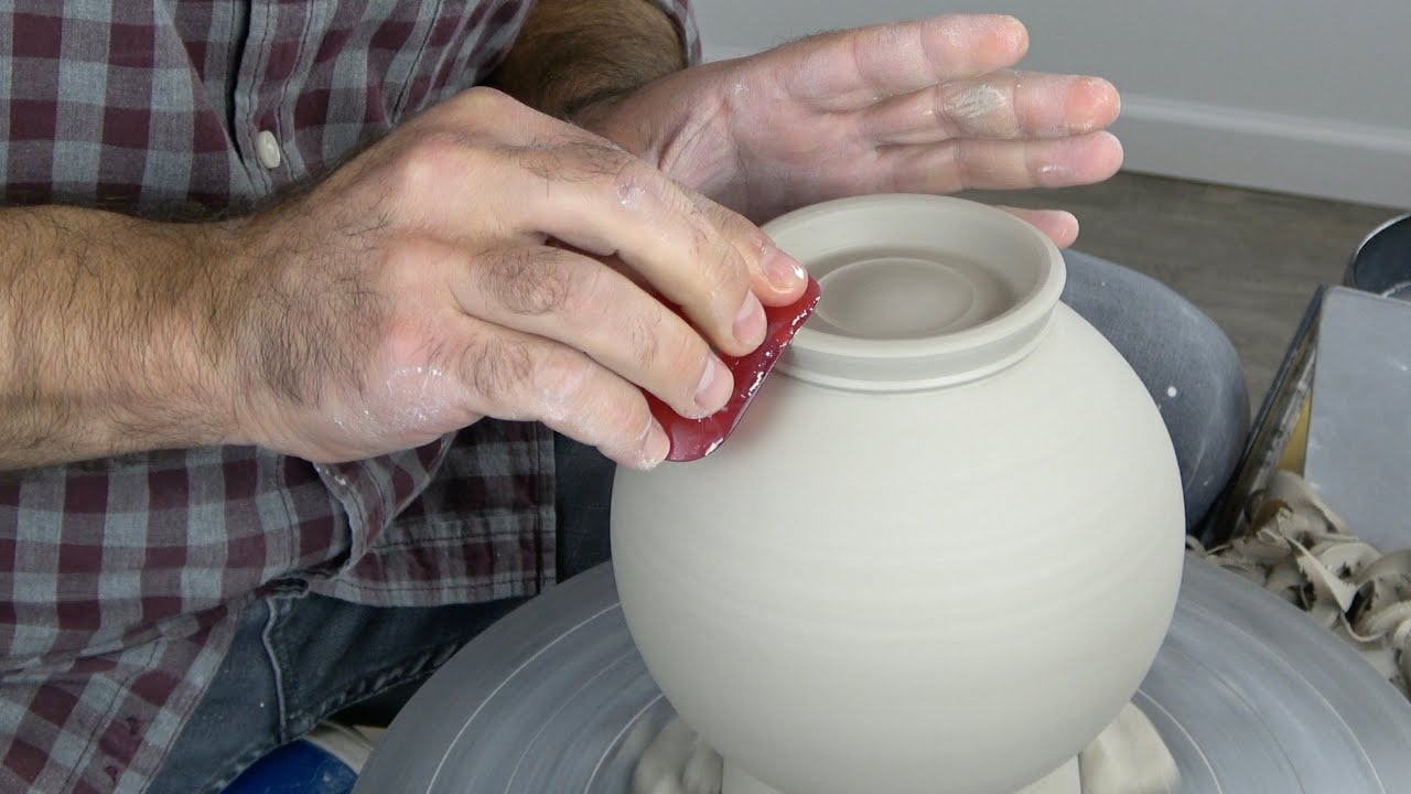 Jars: Trimming the Foot