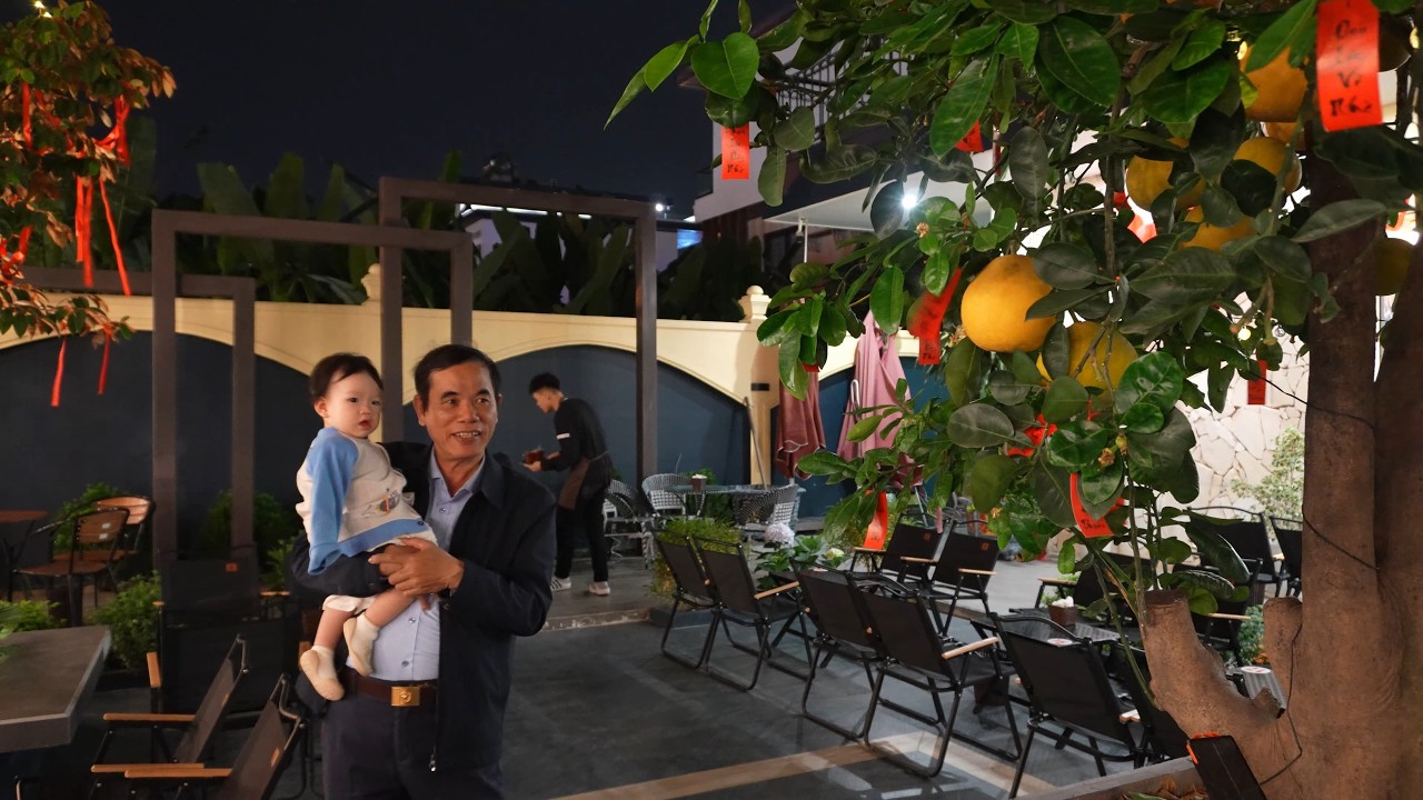 DỊU DÀNG SẮC XUÂN