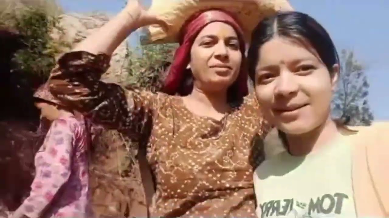 आज हमने निकाली मिट्टी🌝 mitti#trending#desiviilagelifetstyle#familyvideos#(panwar family vlogs)