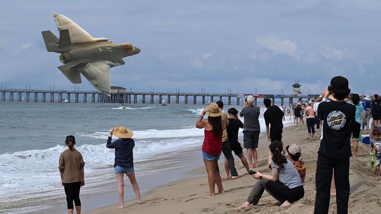 F-35 lightning II,  in this stunning display of speed & agility Pacific Airshow Huntington beach