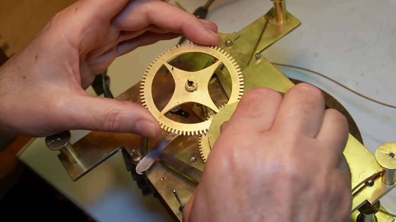 Giovanni Ermini: Restauro Orologio Inglese a 4 Campane - 2/3