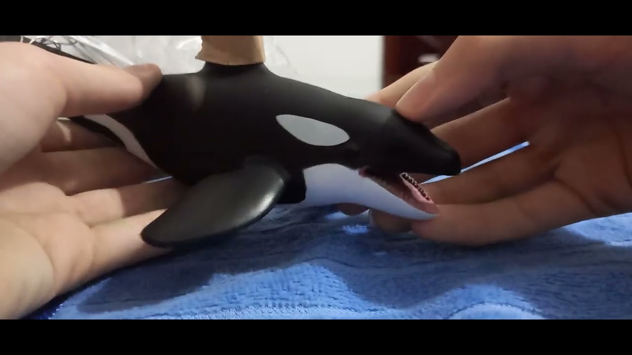 Unboxing Collecta Orca (2006)
