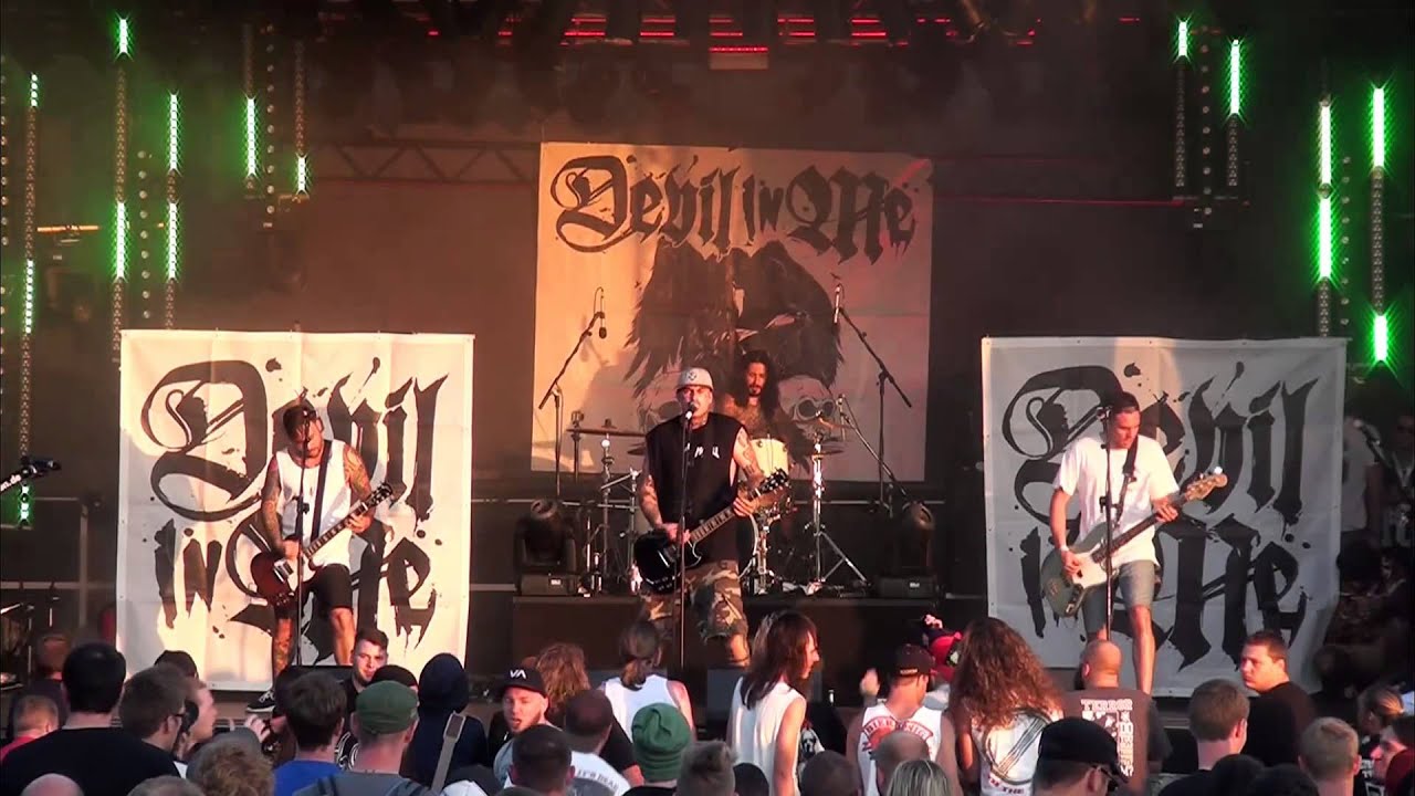 Devil in Me - Live Fast Die Young (Live/Tells Bells Festival 2012) Full HD