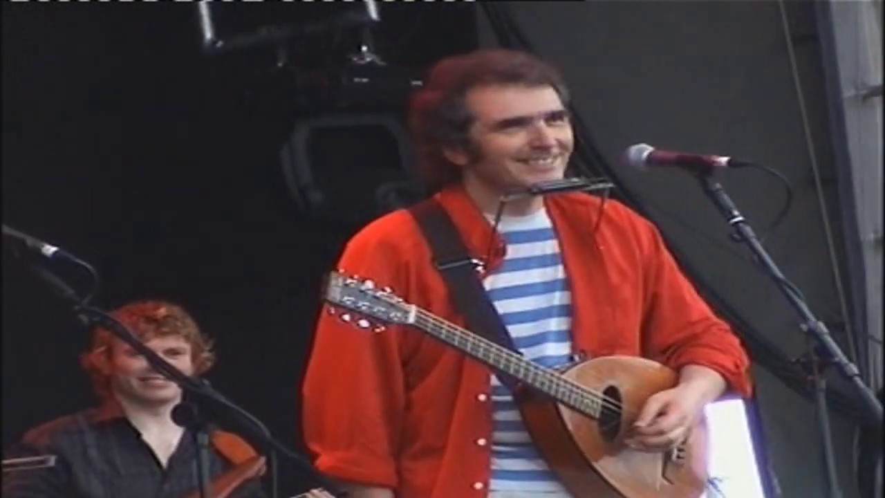 Jez Lowe  - You can't take it with you when you go.  Cropredy 2004