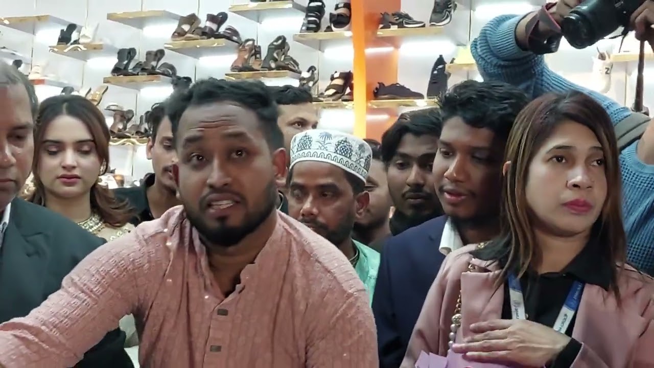 কেয়া পায়েল শোরুম উৎপাদন করছে ||#foryou #youtubeshorts 