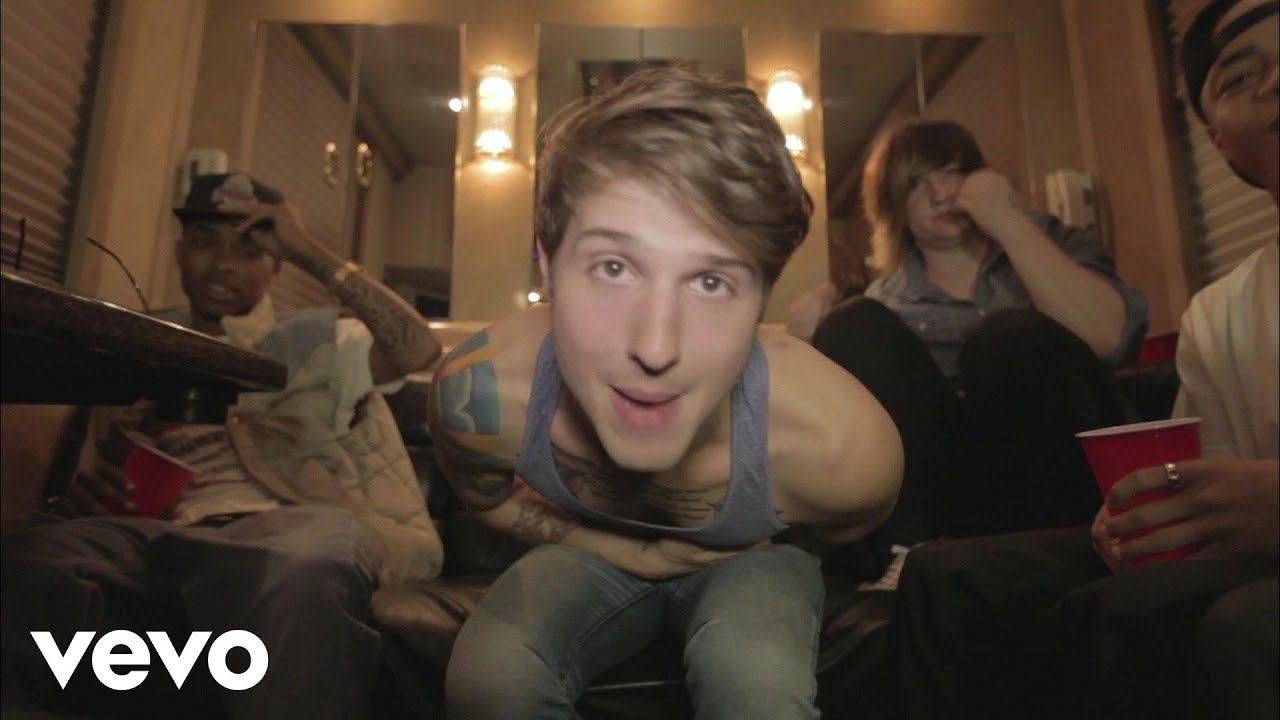 Hot Chelle Rae - I Like It Like That (Official Video) ft. New Boyz