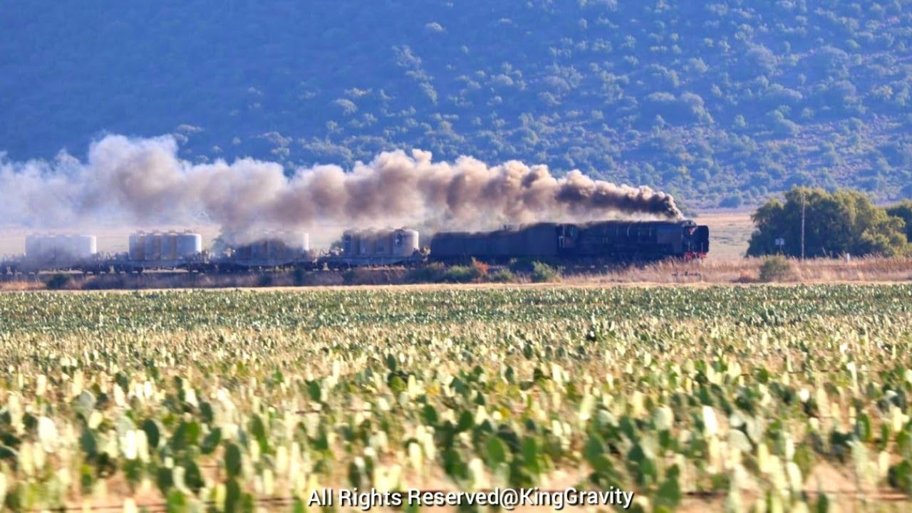 25NC Steam locomotive from Kimberley to Bloemfontein. 22/06/24.