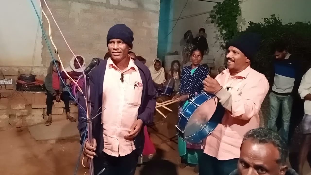 కోలాటం మదనపల్లి ప్రసాద్ గురువు శిక్షణ లో... గంగులకుంట కళాకారులు