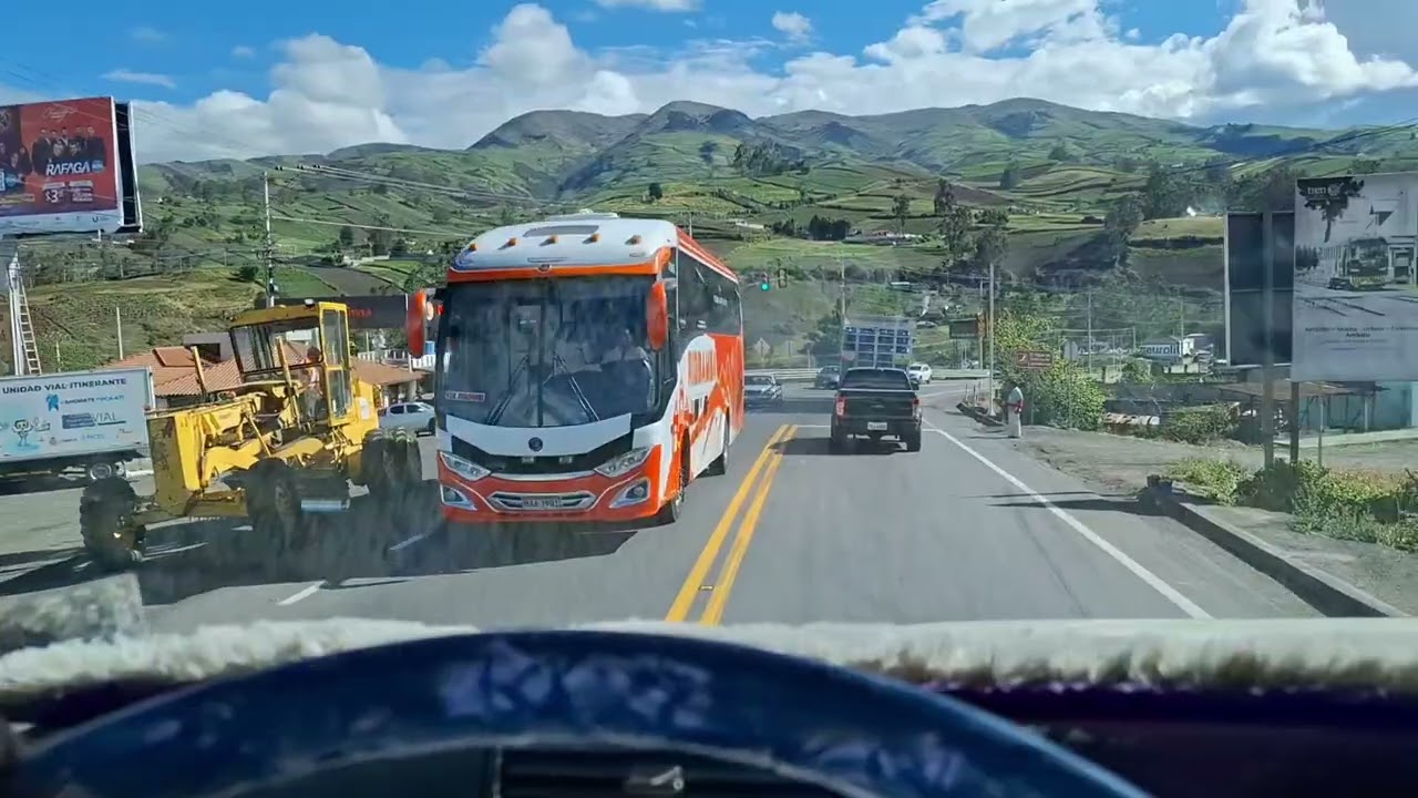 Salimos de Quito  a Cuenca a cargar para Colombia