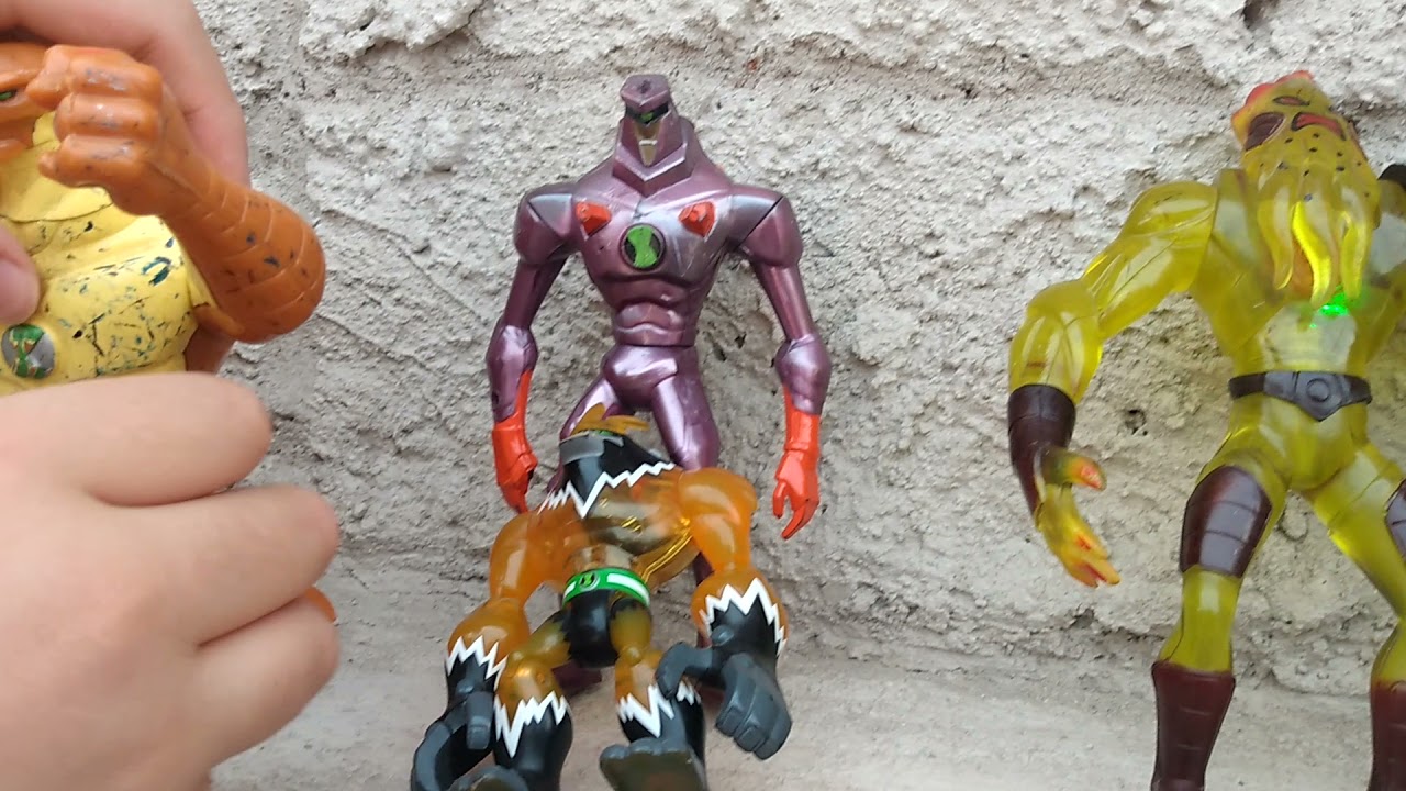 especial 52 suscriptores y mi colección de Ben 10