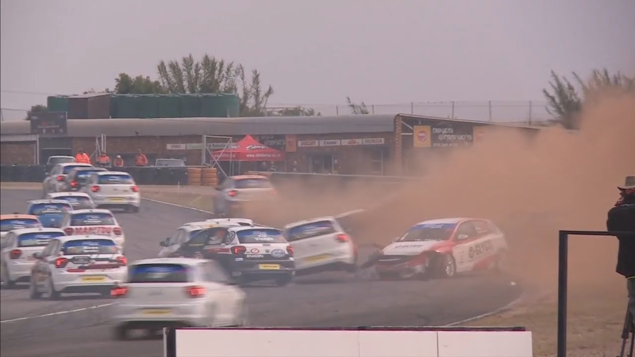 Engen Polo Cup 2018. Race 1 Zwartkops Raceway. Start Big Crash Red Flag
