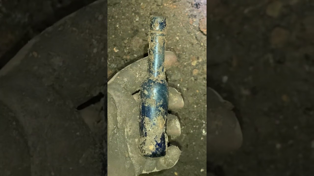 Fresh out the back wall found Mudlarking & bottle digging Scotland cobalt blue castor oil
