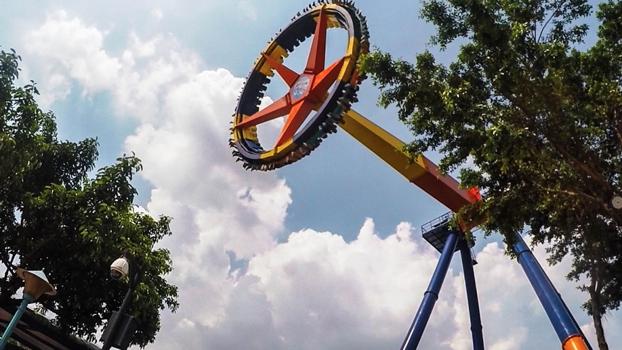 Giant Frisbee POV | Chimelong Paradise (качеля-ушатайка из эпизода 6)