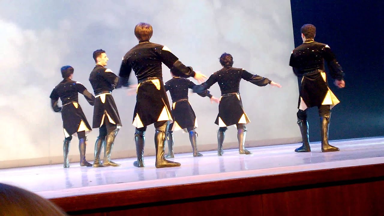 Ансамбль Лезгинка "Выше гор"- Кремль...Юбилейный концерт 55 лет 7.12.2013 HD качество