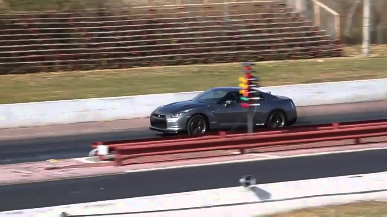 AMS Performance Alpha 10 Nissan GT-R goes 9.19@163mph!