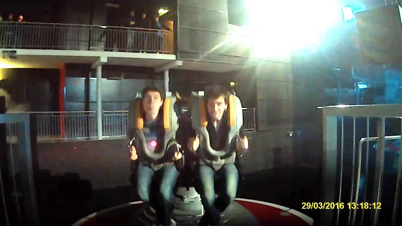 Futuroscope danse avec les robots