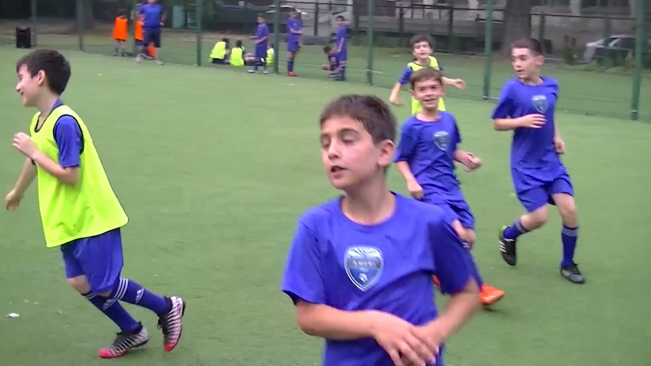 საფეხბურთო სკოლა '' ამერი 2020 '' Football school '' Ameri 2020 ''