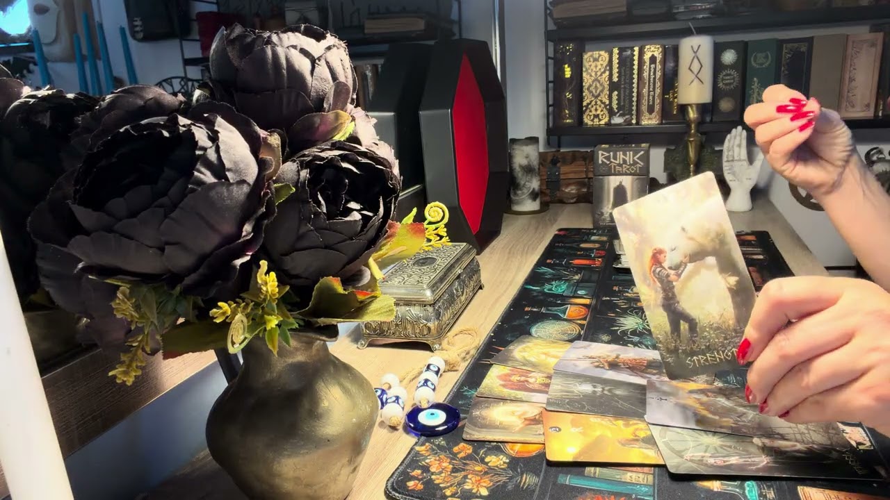 🧿🧿Jis kitoks! Kaip bendrauti su tuo žmogumi? #tarot #magija #tarokortos