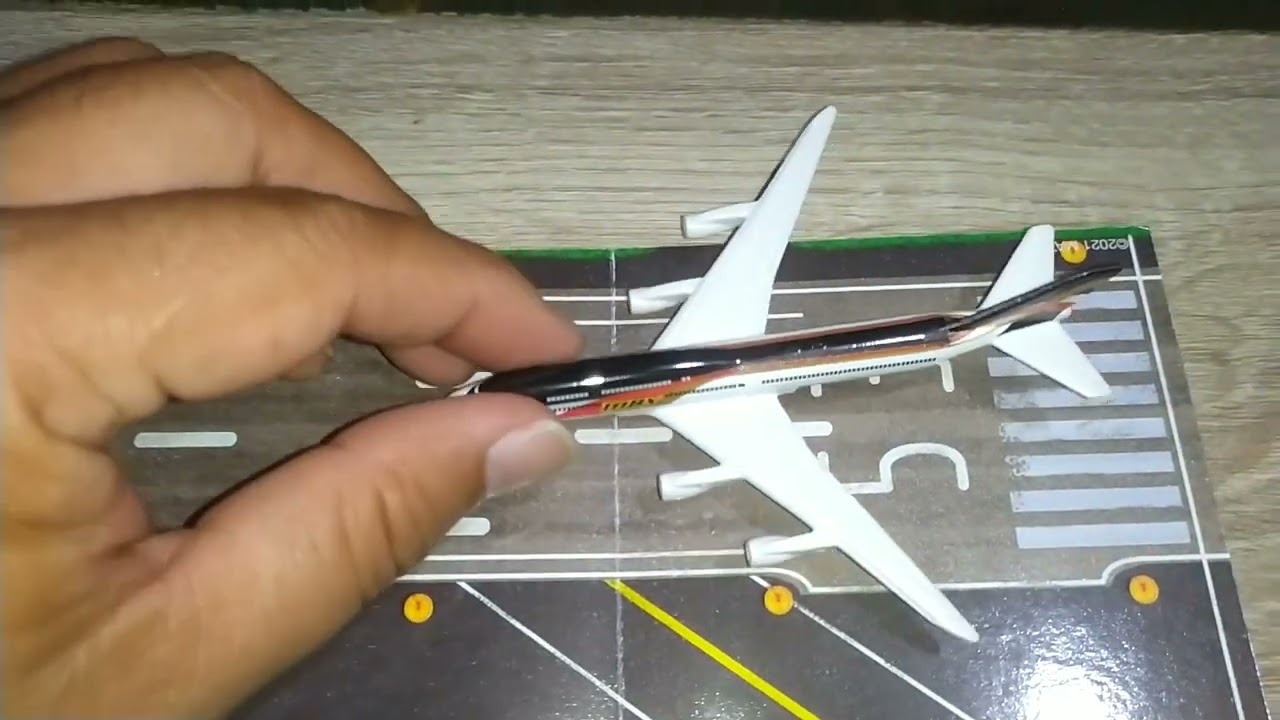 BOEING 747-8 INTERCONTINENTAL!!!MATCHBOX SKY BUSTER