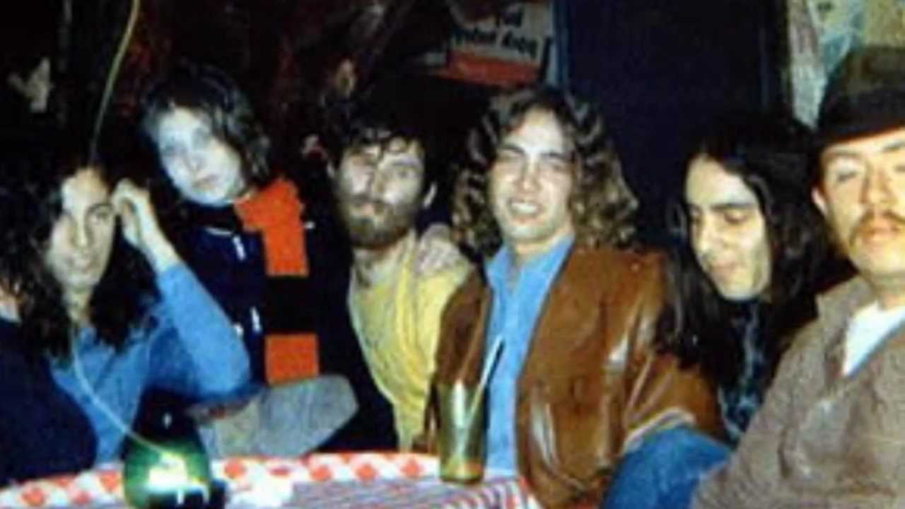 All Man The Guns- Steel Mill, featuring Bruce Springsteen