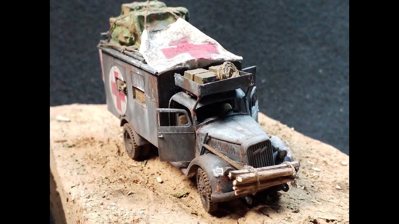 Kfz. 305  Opel Blitz Ambulance