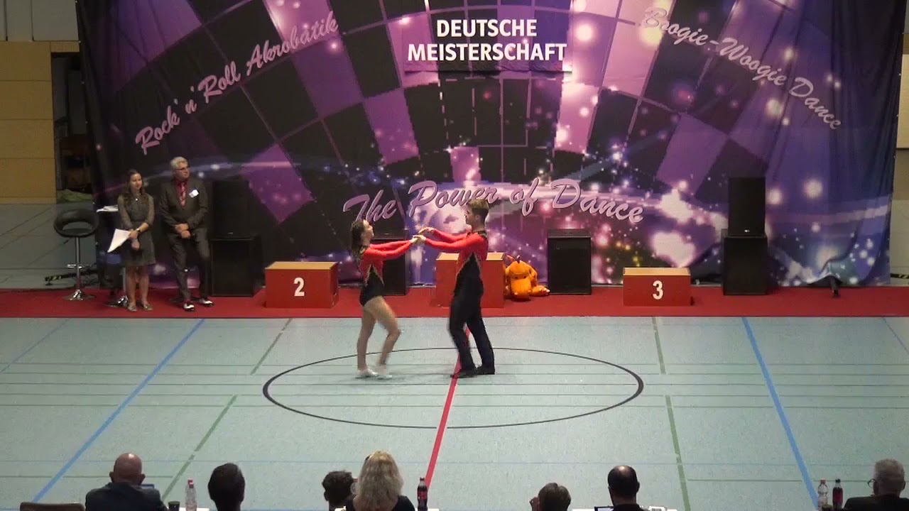 DM 2021, B-Klasse Finale Akrobatik Christian Langer und Elisabeth Bertz