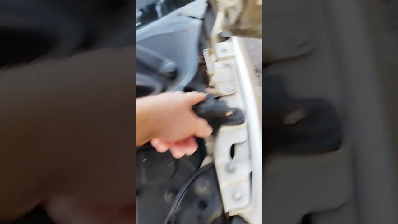 Заміна повітряного фільтра Renault scenic 2