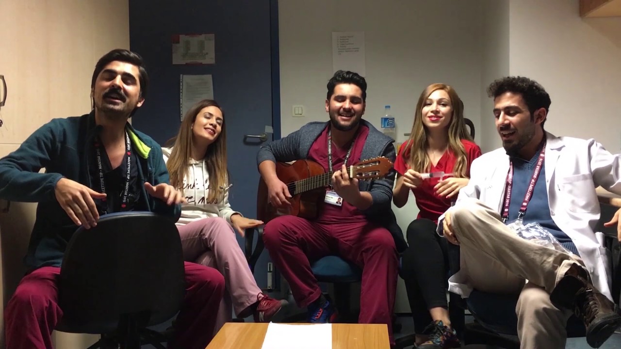Hacettepe Tıp Intern'ler (Gökhan Gül) ''Şişeler'' Cover