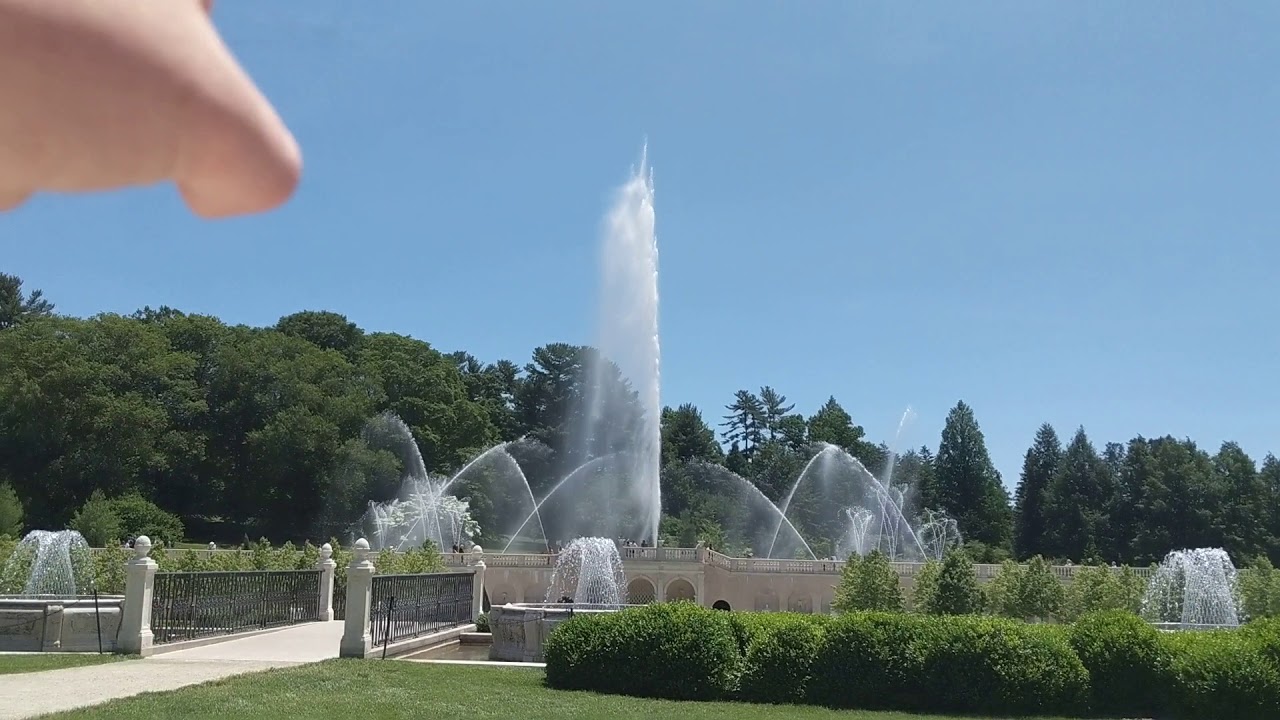 Longwood Gardens Main Fountain Garden show.