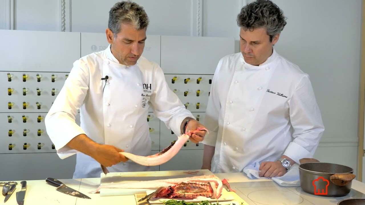 Paco Roncero te enseña como cortar y limpiar una Merluza como un chef de estrella Michelin