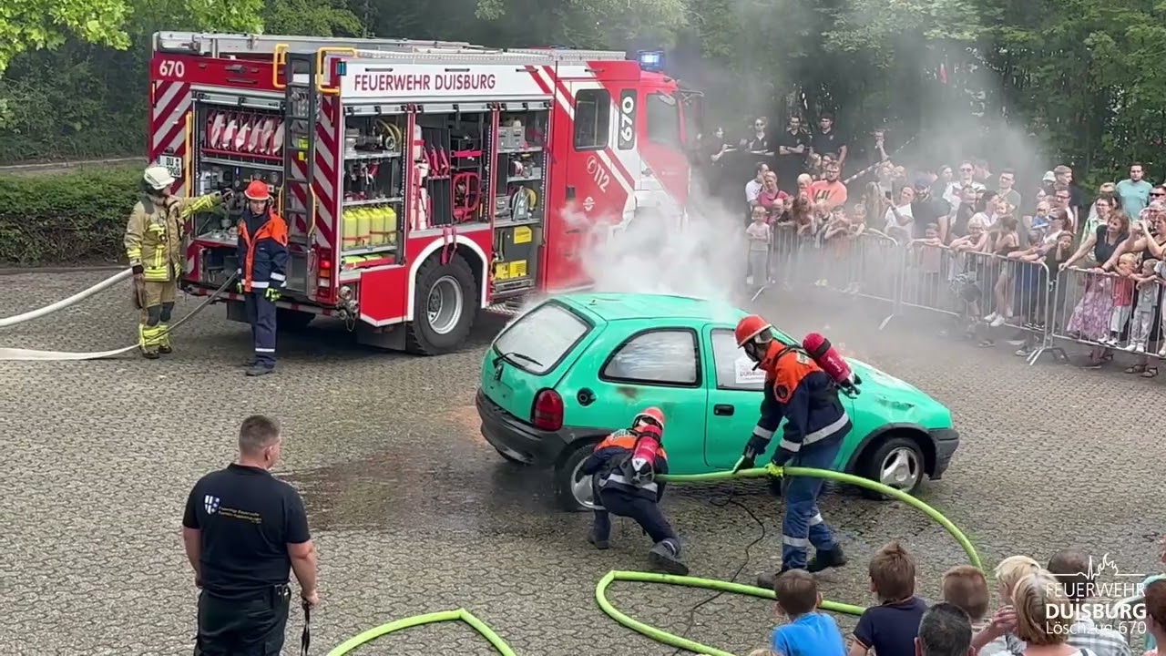 100 Jahre LZ670 -  Übung der Jugendfeuerwehr: Brandbekämpfung