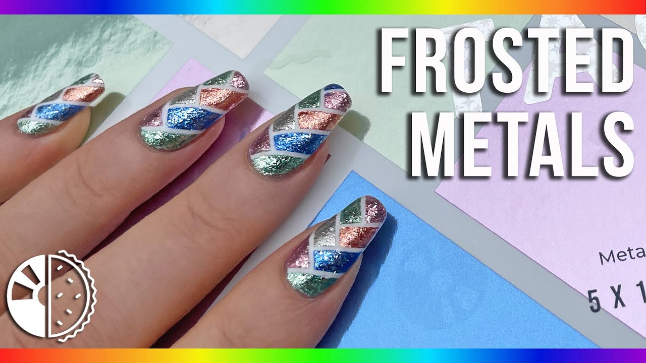 Frosted Metals Colour-Block Winter Nail Art❄️