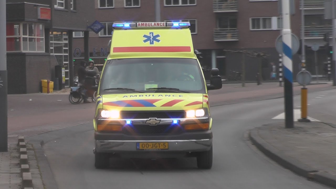 De Nederlandse Chevrolet (Chevy) Ambulance compilatie [Part 2]