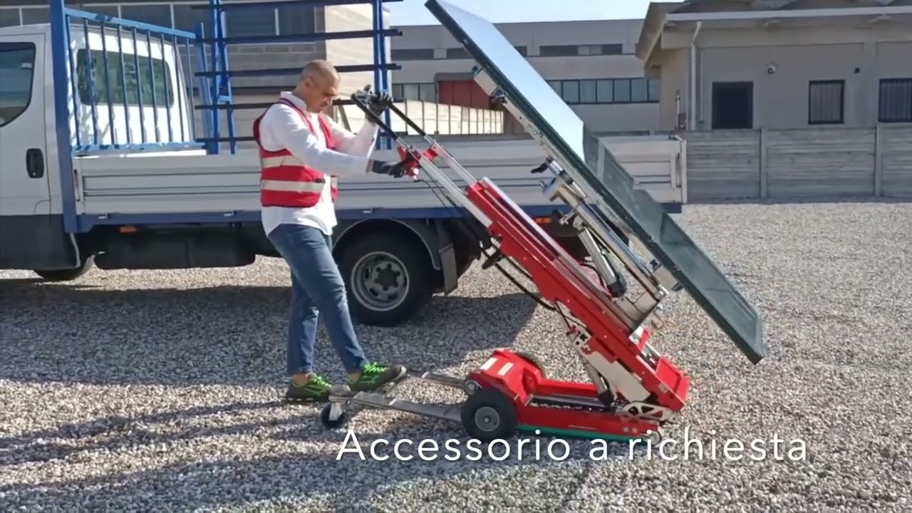 CARRELLO ELETTRICO SALISCALE CINGOLATO PER VETRI BY SVELT