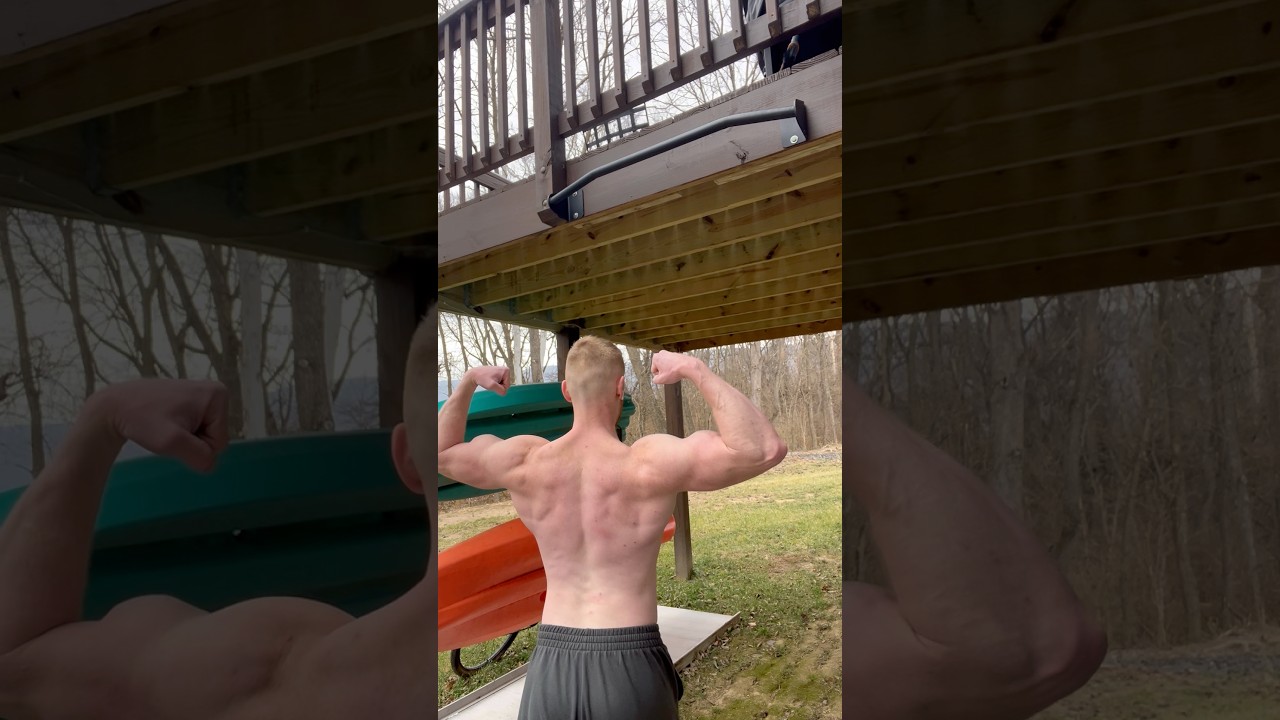 Building up my back with pull-ups 