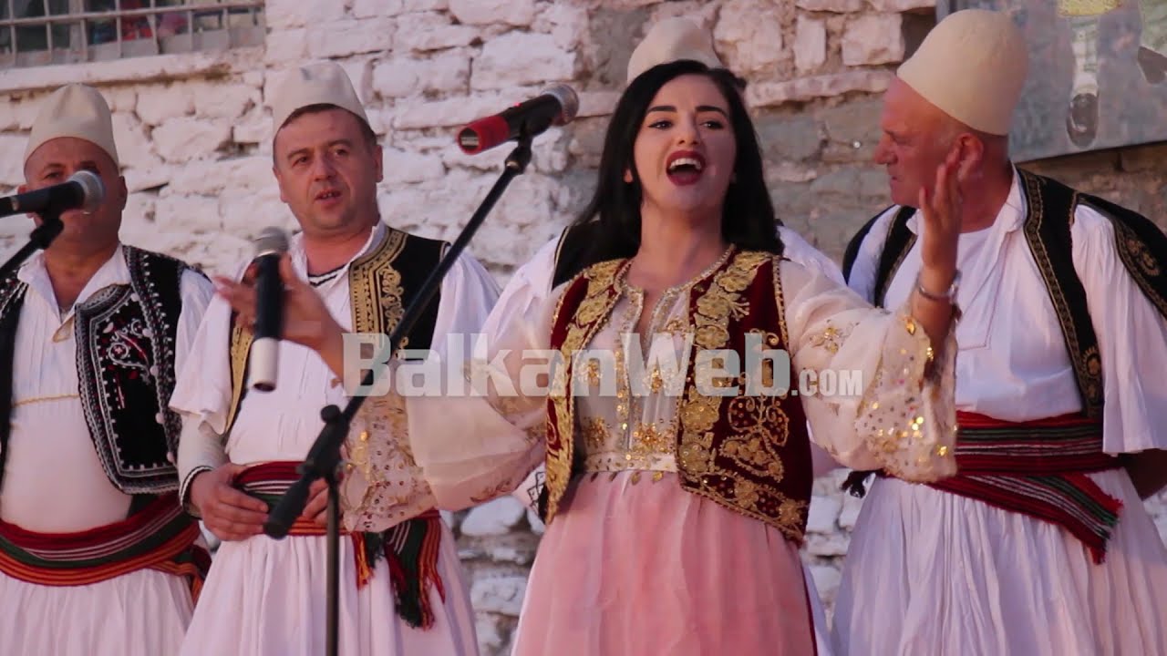 Gjirokastra në festë, mbahet festivali i traditës 