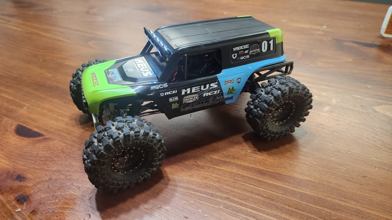 Assembling and first run of the new Meus mb18 trx4m kit.