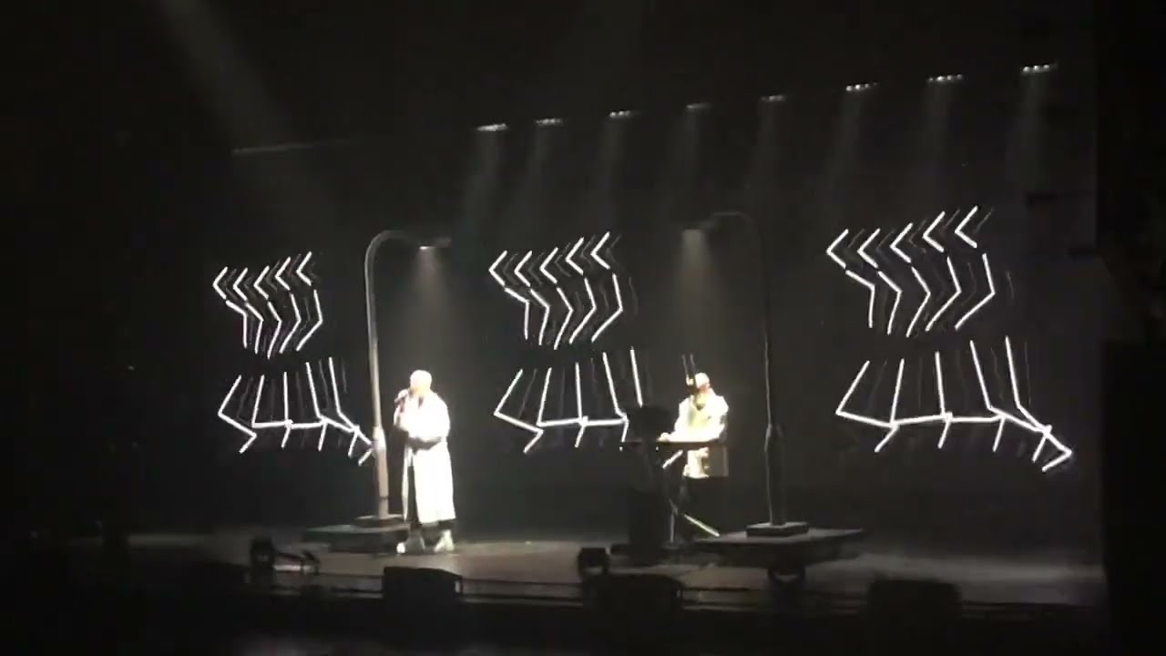 Pet Shop Boys - So Hard live @ Arcimboldi, Milan, Italy 2022