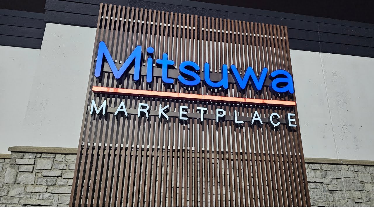 Посетили крупнейший японский рынок недалеко от Чикаго, Mitsuwa Marketplace, где также были магази...