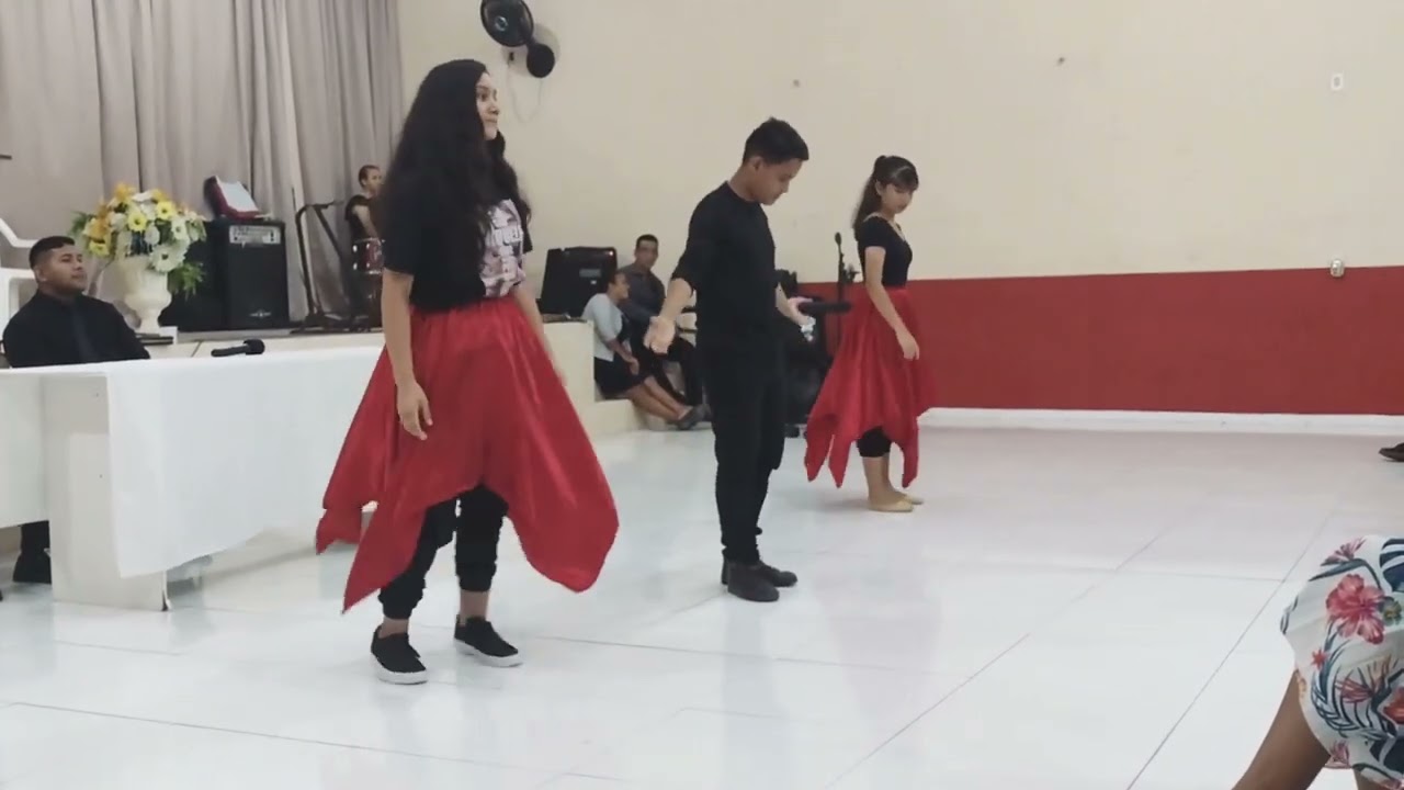 Coreografia Louvor Família do Régis Danese
