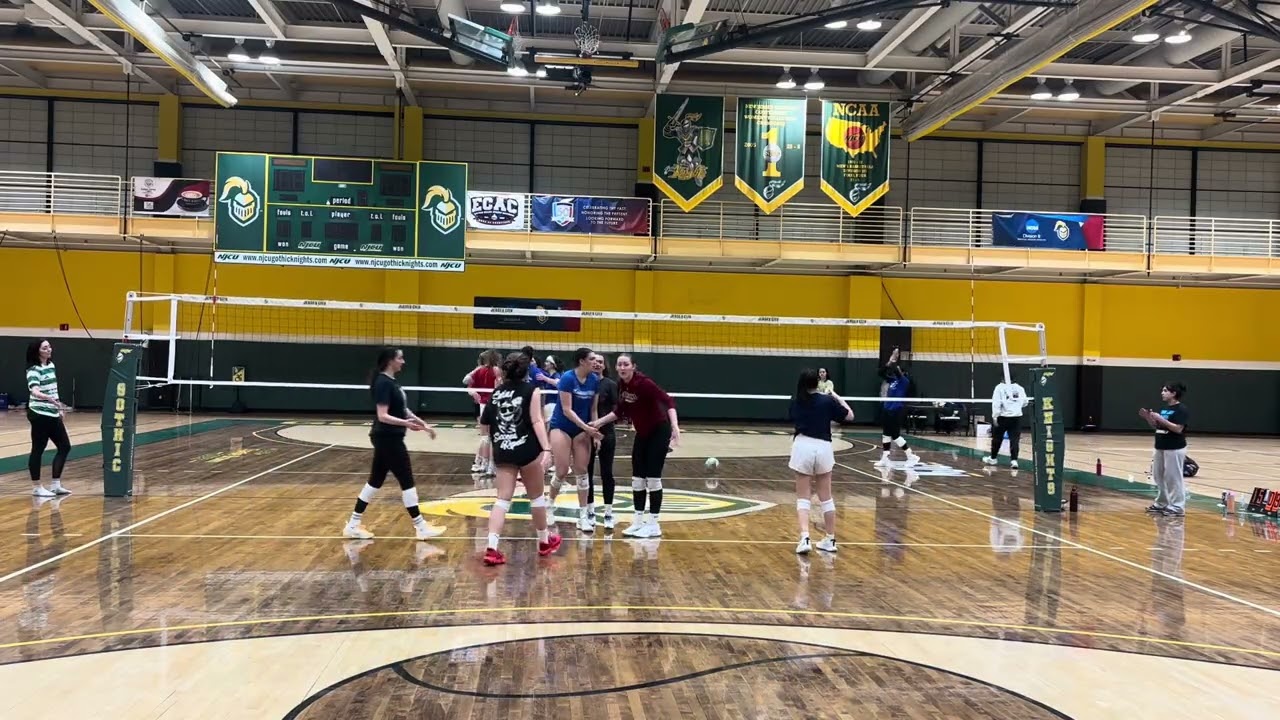 Finals 1st Set