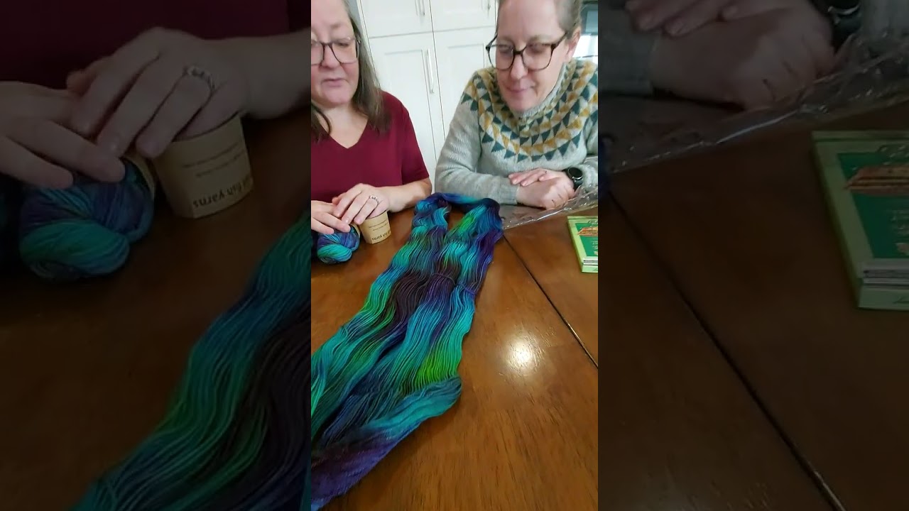 Labradorite project unboxing Small Fish Yarns