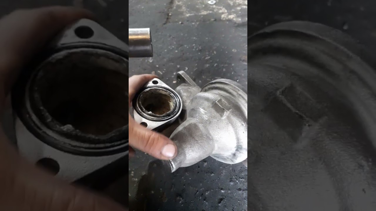 como sacar bomba de agua motor mwm 2.8 turbo. 