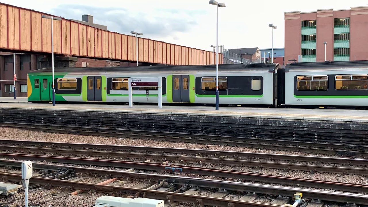 Northern Rail X London Midland 150107 At Sheffield From Sheffield To Manchester Piccadilly