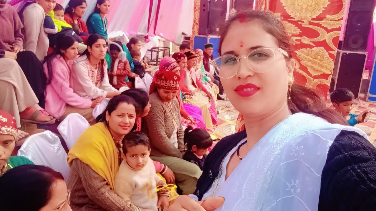 #pahadi lifestyle  #traditional ke sath #रहिणीयो को मान सम्मान के साथ भोजन खिलाया गया ❤️