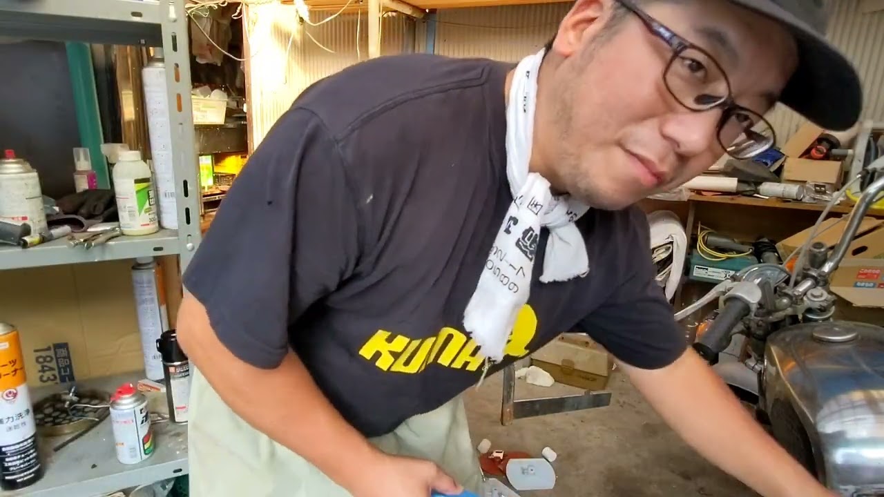 手動クロス糊付け機の使い方